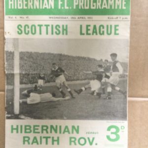 Hibernian (Hibs) v Raith Rovers League Matchday Programme 1953