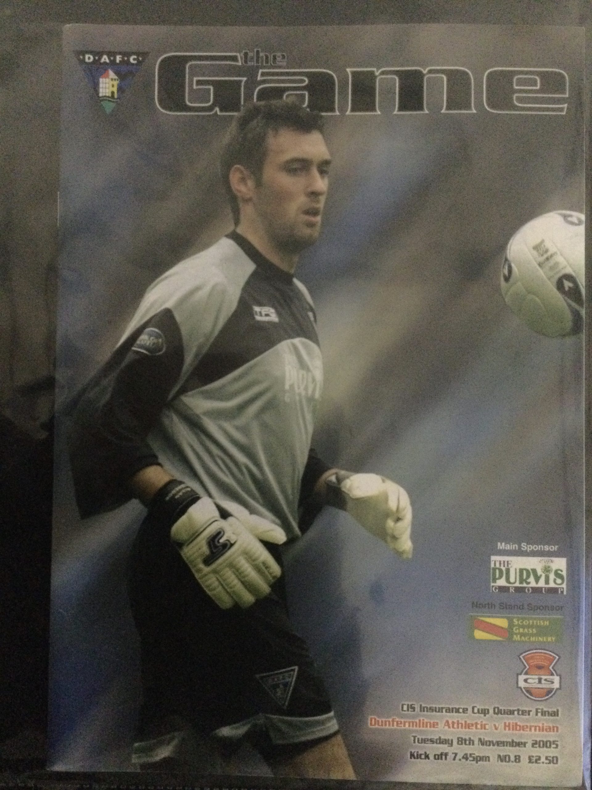 Dunfermline Athletic v Hibernian CIS Cup Match Day Programme 2005