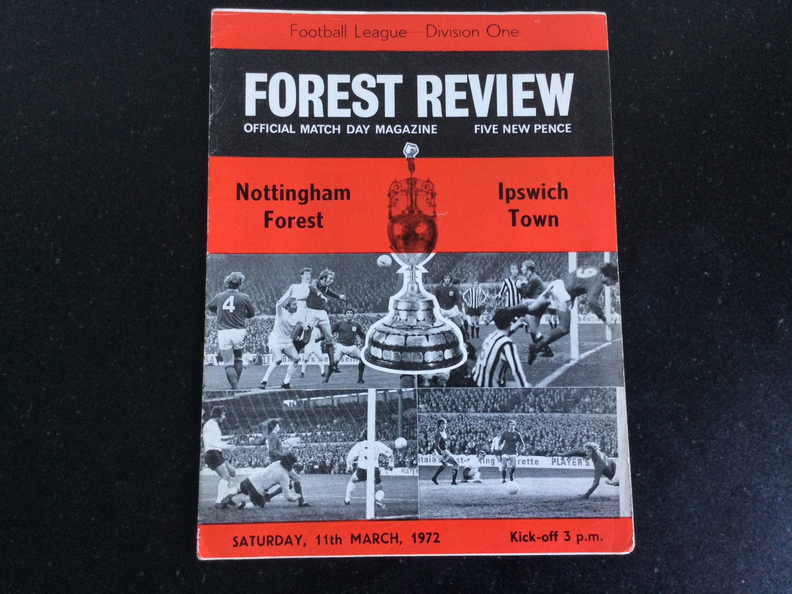 Nottingham Forest v Ipswich Town League Matchday Programme 1972